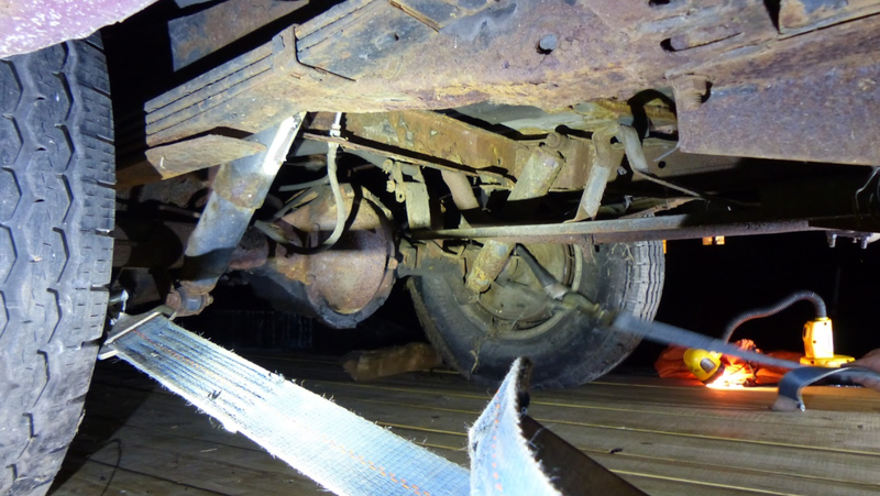 Illustration for article titled This $800 Jeep Grand Wagoneer Hasn't Run In 12 Years And It's My New Off-Road Project